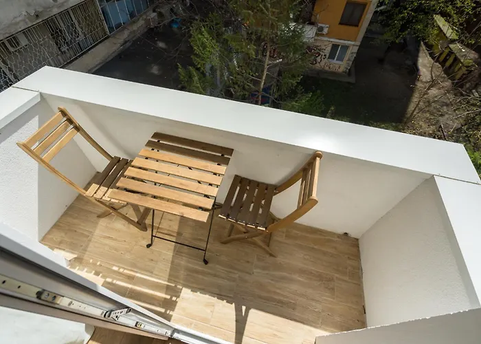 Turqoise 2bdr * ブカレスト