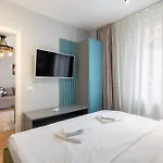 Turqoise 2bedroom Apartment Bucharest