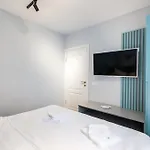 Turqoise 2bedroom Apartment