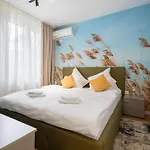 Turqoise 2bedroom Apartment *