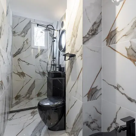 Turqoise 2bdr Appartement *