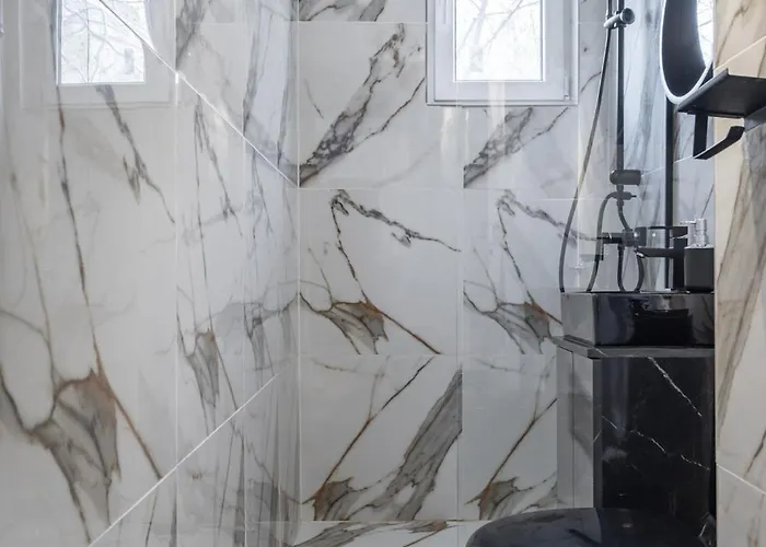 Turqoise 2bdr Lägenhet Bukarest