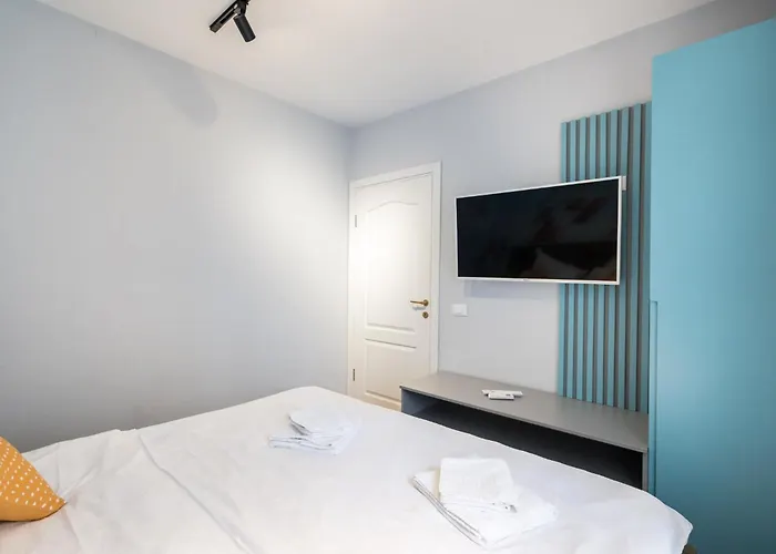 Turqoise 2bdr Apartament